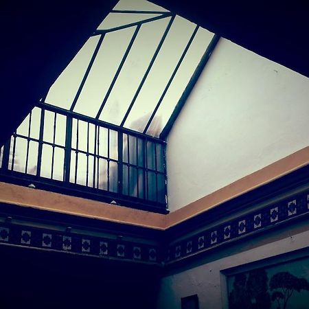 Pension Bailen Севилья Экстерьер фото